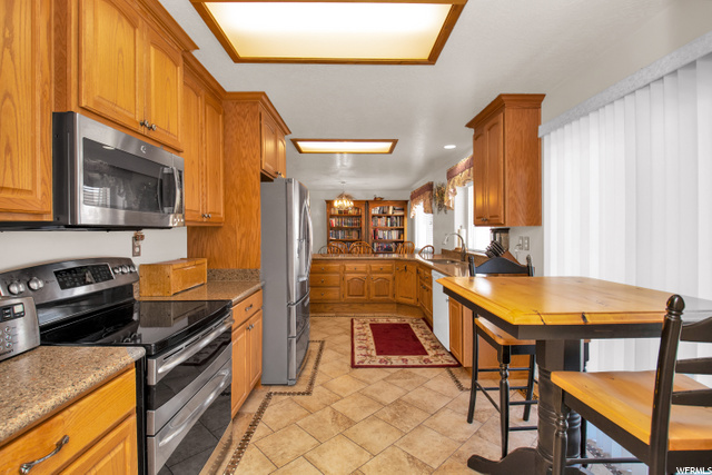 4055 S 2175 W, Roy, UT 84067 — photo 7