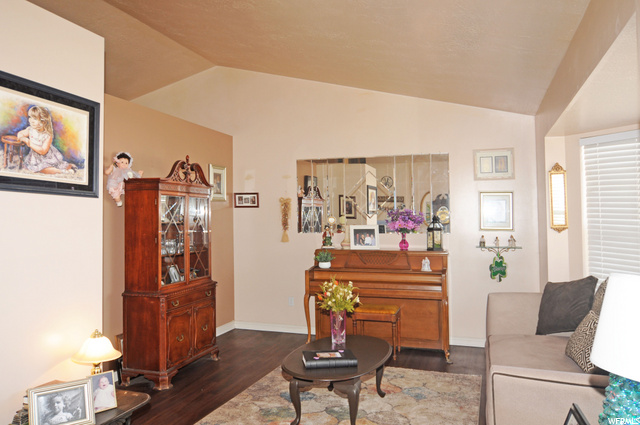 4726 S 3300 W, Roy, UT 84067 — photo 5