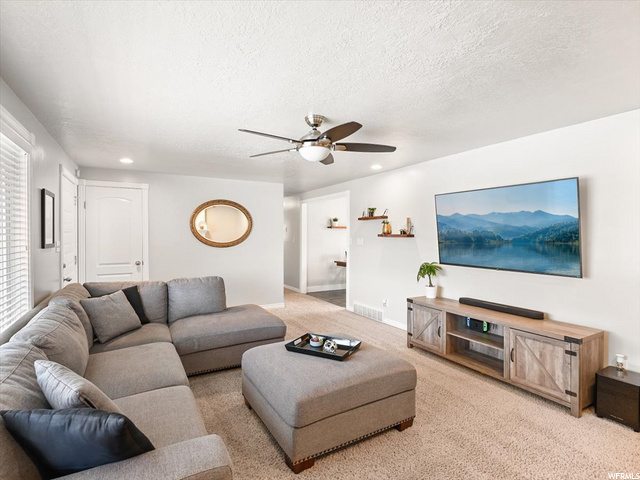 2016 S 1000 W, Syracuse, UT 84075 — photo 4