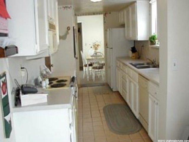 1080 W 200 N, West Bountiful, UT 84087 — photo 3