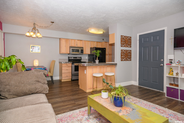 2095 S Main St #24, Bountiful, UT 84010 — photo 2