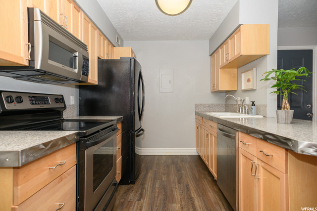 2095 S Main St #24, Bountiful, UT 84010 — photo 4