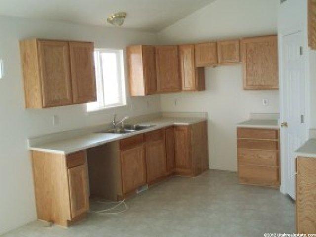 185 N 800 W, Hyrum, UT 84319 — photo 2