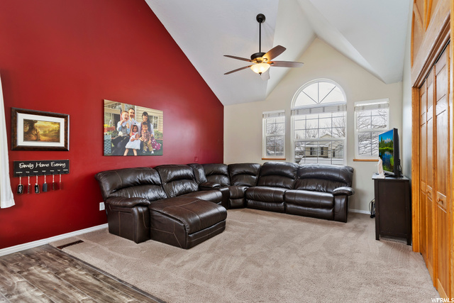 296 W 1375 N, Centerville, UT 84014 — photo 9