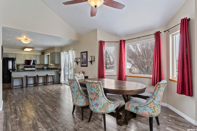 296 W 1375 N, Centerville, UT 84014 — photo 8