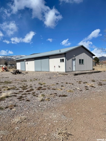 415 N Main St, Junction, UT 84740 — photo 2