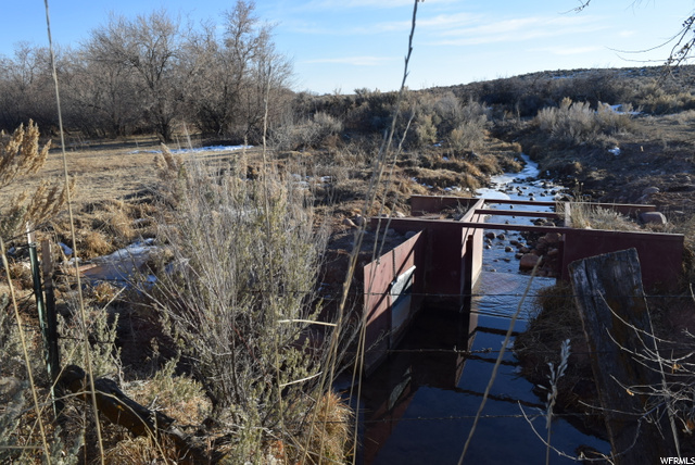 7130 E 8500 N, Lapoint, UT 84039 — photo 10