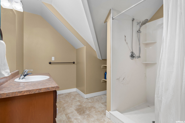 Apartment 3/4 Bath