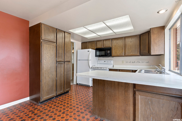 4460 S 2450 W, Roy, UT 84067 — photo 6