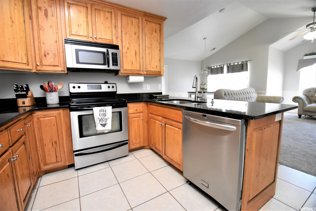 157 S 930 E, American Fork, UT 84003 — photo 9