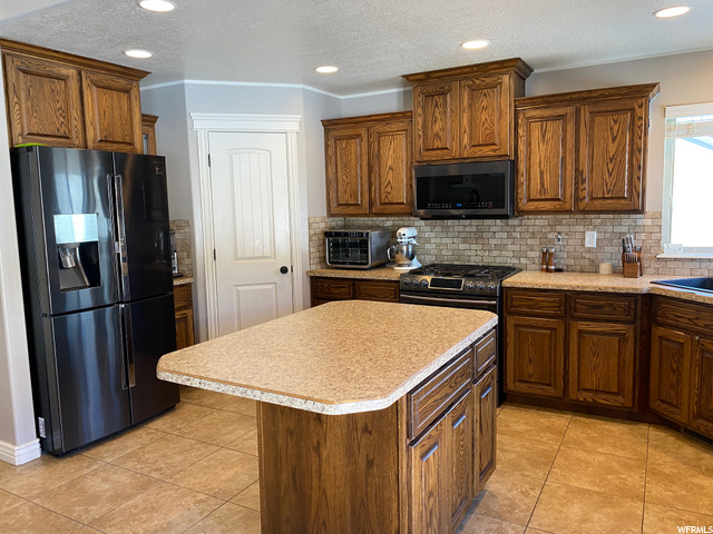 7464 S 1740 E, South Weber, UT 84405 — photo 10