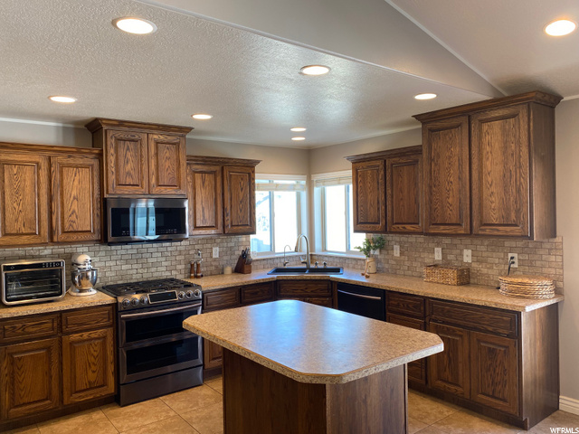 7464 S 1740 E, South Weber, UT 84405 — photo 11