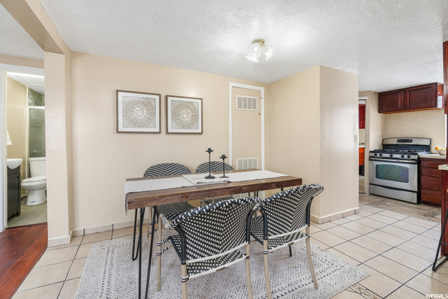 566 E 36th St S, Ogden, UT 84403 — photo 2