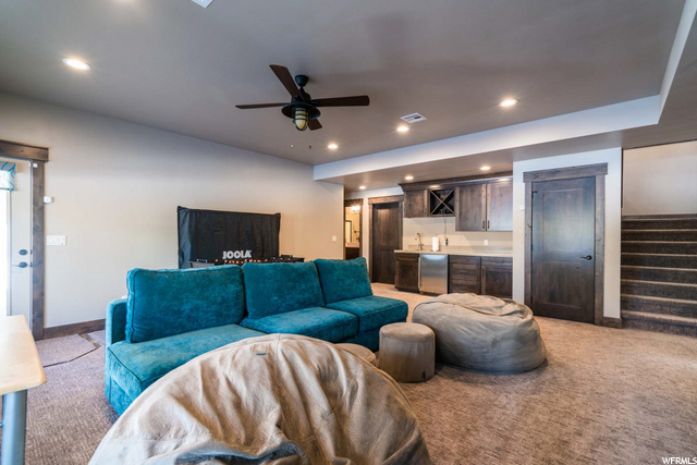Walkout Basement/Fun Zone