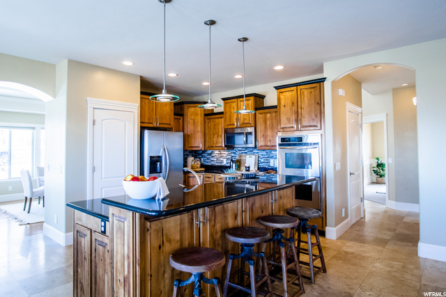 549 E E Outlook Cv, Draper, UT 84020 — photo 11