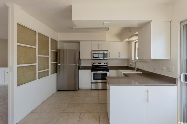 7649 S Maple St, Midvale, UT 84047 — photo 4