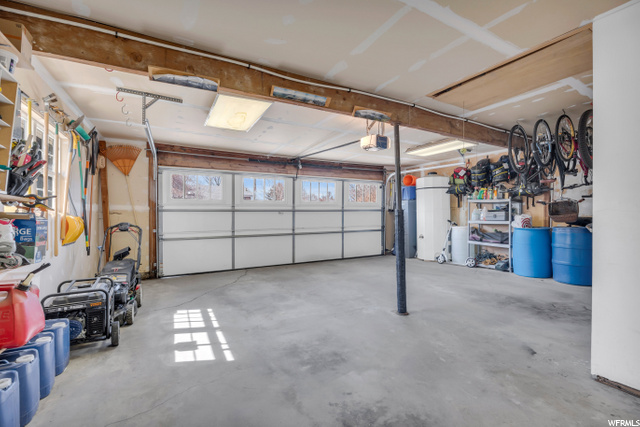 2 Car Garage