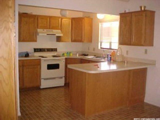 5895 S 3975 W, Roy, UT 84067 — photo 7