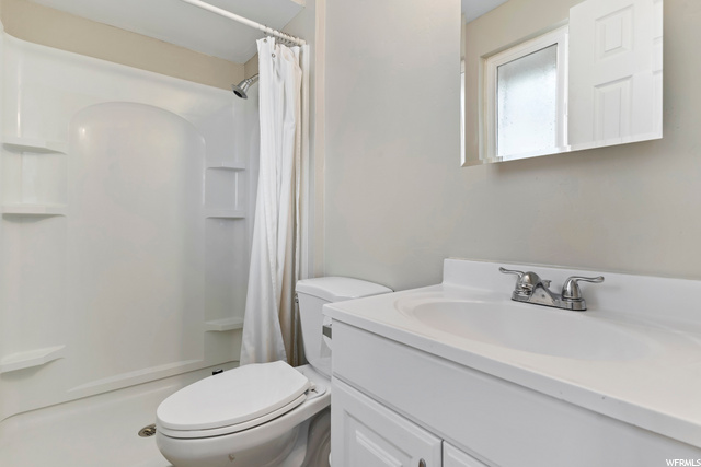 858 W 2600 N, Clinton, UT 84015 — photo 11