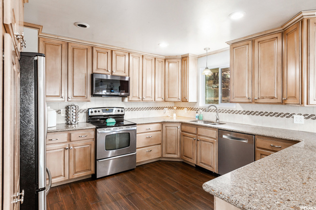 324 E 830 S, Farmington, UT 84025 — photo 7