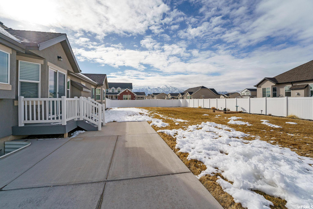 1609 E Lowe Peak Dr, Eagle Mountain, UT 84005 — photo 5