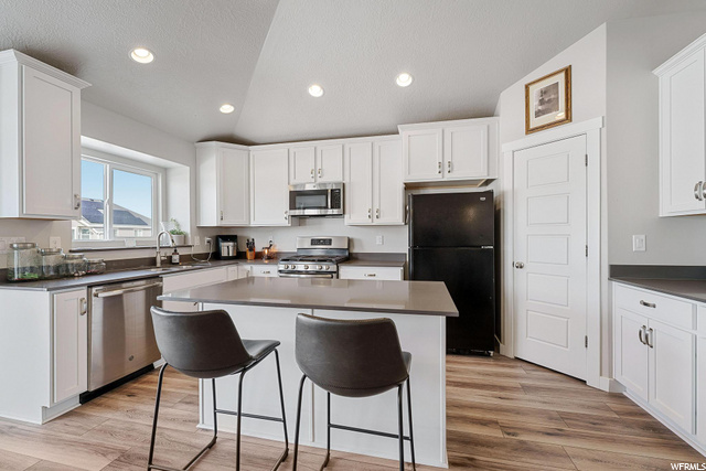 1609 E Lowe Peak Dr, Eagle Mountain, UT 84005 — photo 10