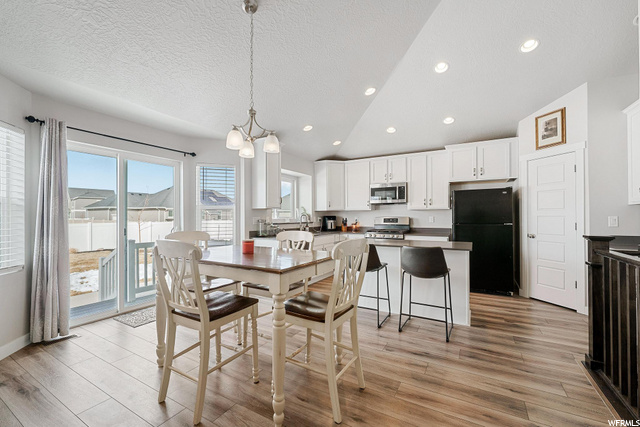 1609 E Lowe Peak Dr, Eagle Mountain, UT 84005 — photo 9