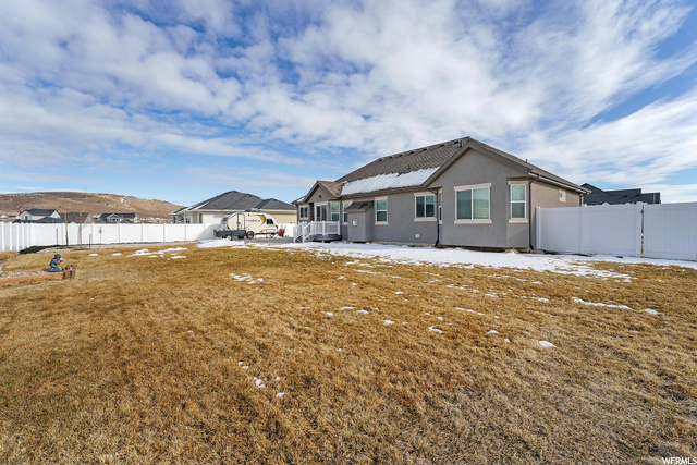1609 E Lowe Peak Dr, Eagle Mountain, UT 84005 — photo 4