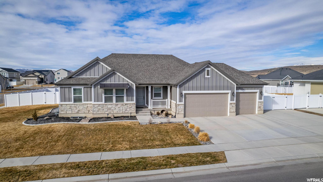 1609 E Lowe Peak Dr, Eagle Mountain, UT 84005 — photo 2
