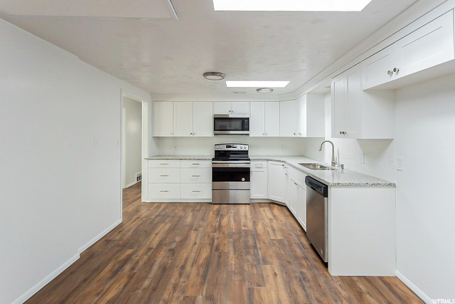 113 W 700 N, Clearfield, UT 84015 — photo 2