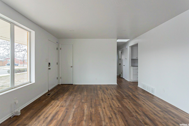 113 W 700 N, Clearfield, UT 84015 — photo 9