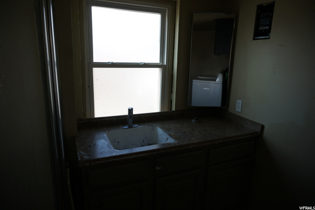 187 E 400 N, Centerville, UT 84014 — photo 8