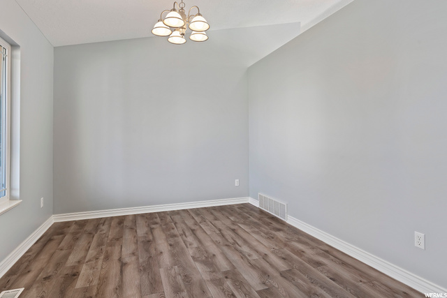 899 W 25 N, Clearfield, UT 84015 — photo 4