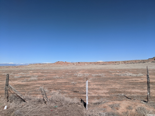 11454 E Hwy 40, Gusher, UT 84026 — photo 3