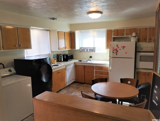 3926 S 850 W, Bountiful, UT 84010 — photo 2