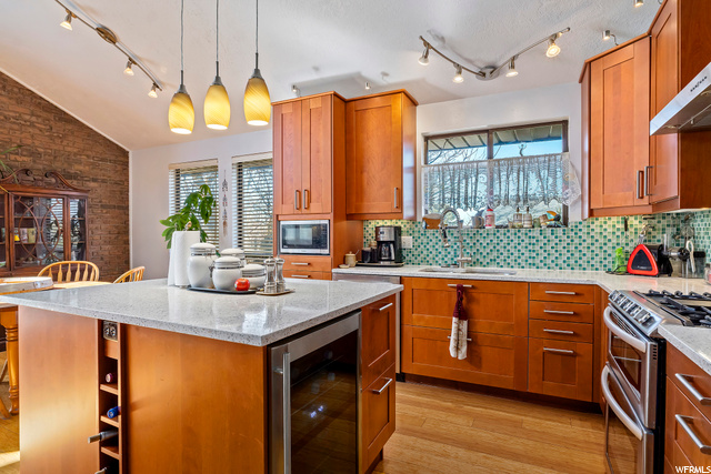 694 E 500 S, Bountiful, UT 84010 — photo 10