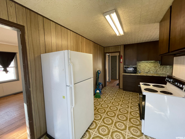 181 E North Lakeview Dr N, Clearfield, UT 84015 — photo 4