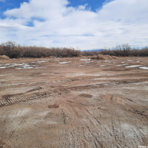 1240 E 1500 S, Vernal, UT 84078 — photo 3