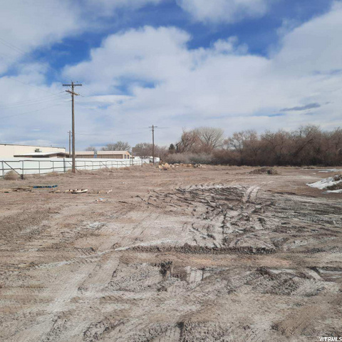 1240 E 1500 S, Vernal, UT 84078 — photo 4