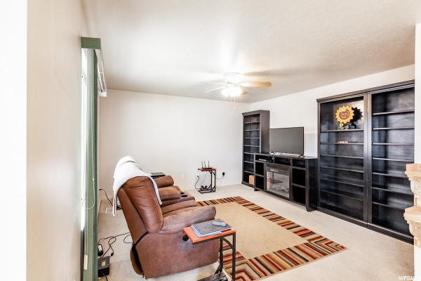 928 W 2075 N, Clinton, UT 84015 — photo 3