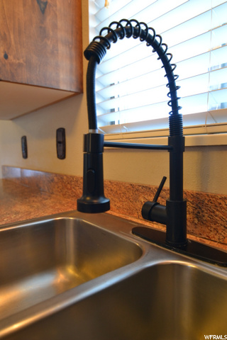 3693 S 1500 E, Naples, UT 84078 — photo 6