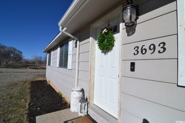 3693 S 1500 E, Naples, UT 84078 — photo 2