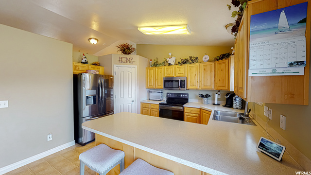 616 N 1725 W, Clinton, UT 84015 — photo 6