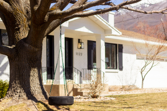1122 Edgewood Dr, Ogden, UT 84403 — photo 2