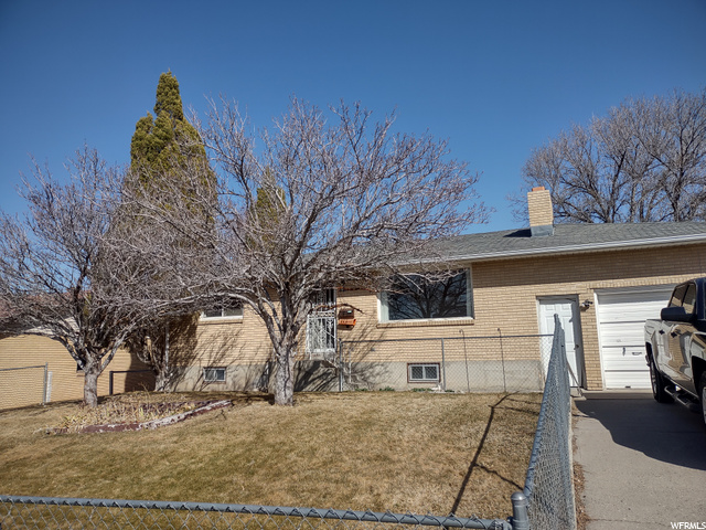 1218 Lavine Dr, Pocatello, ID 83201