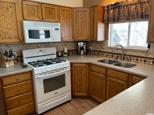 1533 1075 W, Clinton, UT 84015 — photo 5