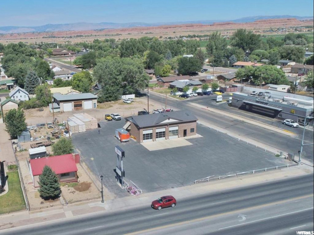 581 E 200 N, Roosevelt, UT 84066 — photo 2