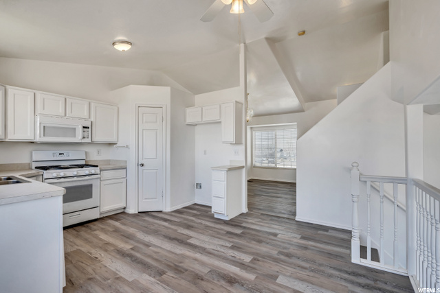 2563 S 200 E, Clearfield, UT 84015 — photo 3