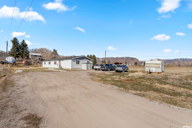 109 E Main St, Henefer, UT 84033 — photo 4