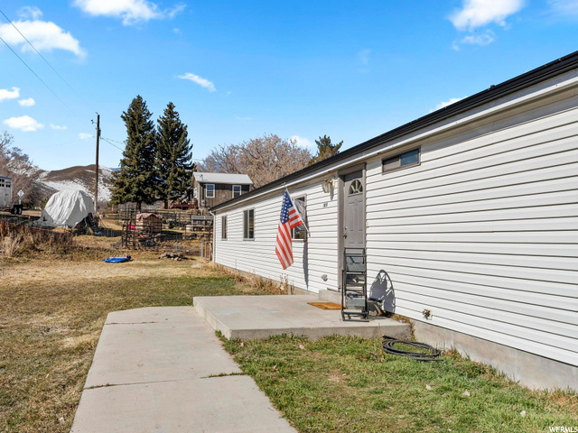 109 E Main St, Henefer, UT 84033 — photo 3